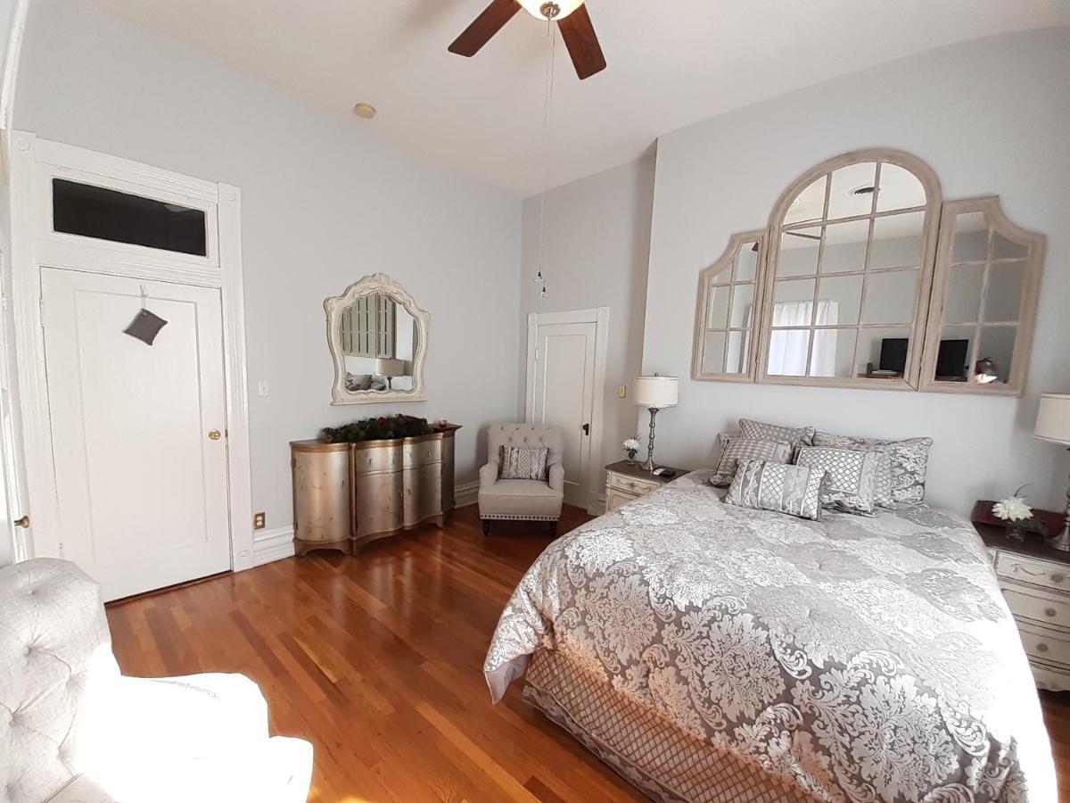 Queens Chamber W King Heavenly Bed At Nottingham Place In Wise Екстер'єр фото